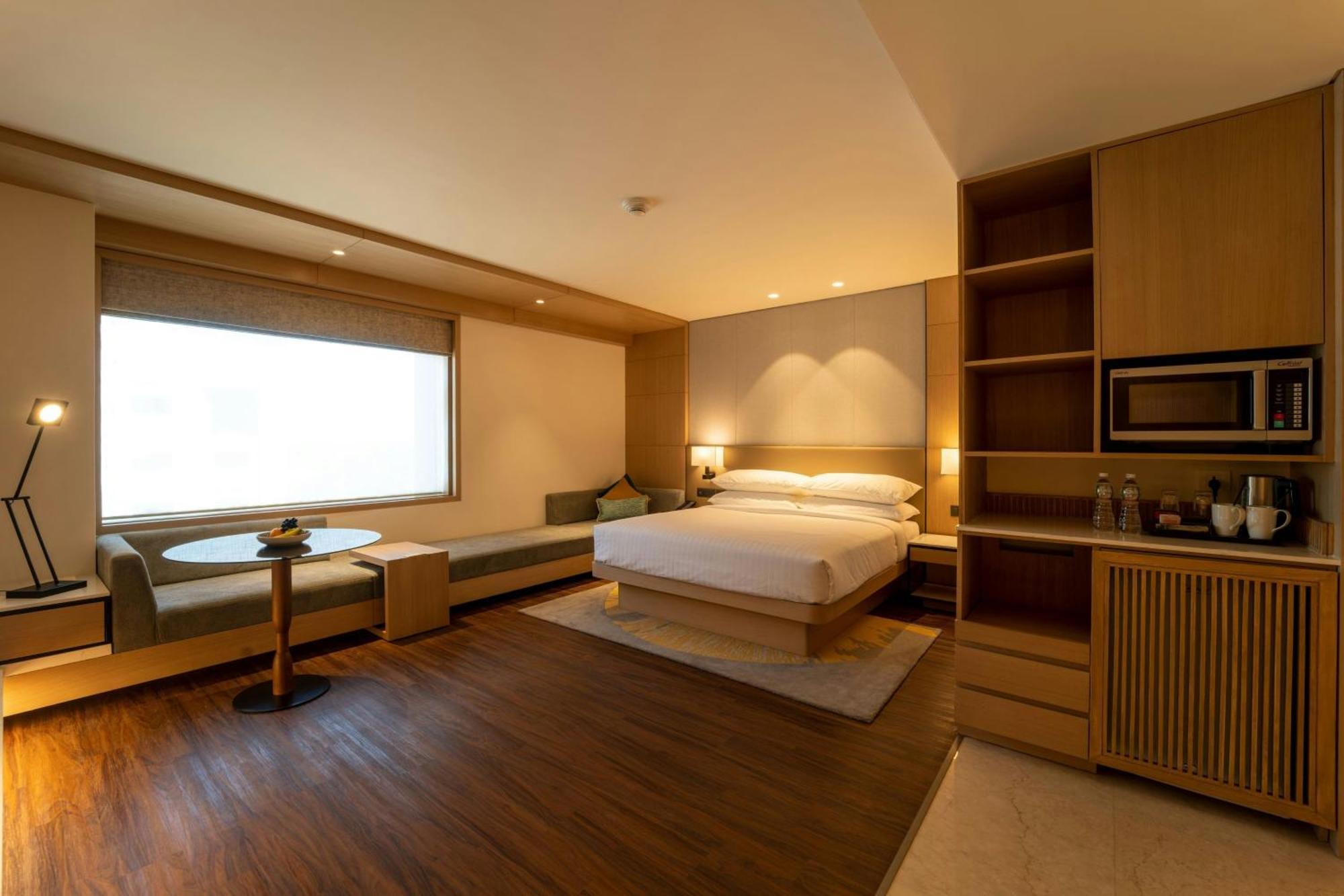 Courtyard By Marriott Vadodara Exterior foto